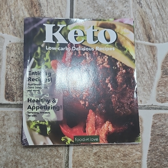 Cookbook Set - Vegetarian, Keto, and Summer Cocktails - Picture 3 of 4